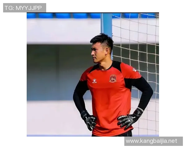 某球星深情支持中国足球队引发关注其爱国情怀及对中国足球未来寄托的期望 某球星深情支持中国足球队引发关注其爱国情怀及对中国足球未来寄托的期望